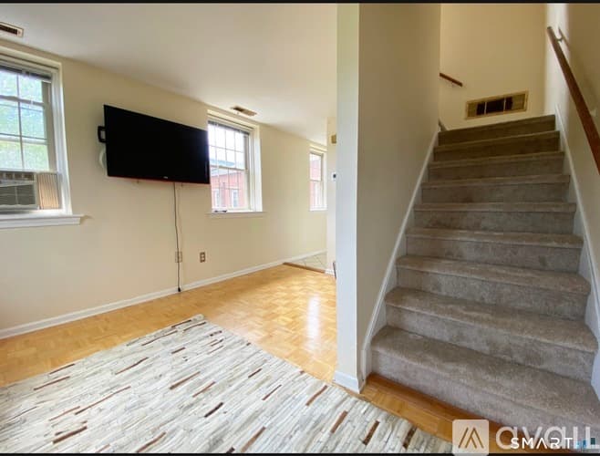 Middletown Condo: 1 Russell Street