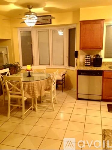 Lynwood House: 2721 Wind Point Ct