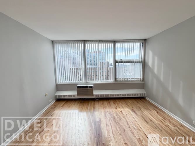 Chicago Apartment: 5650 N Sheridan Rd