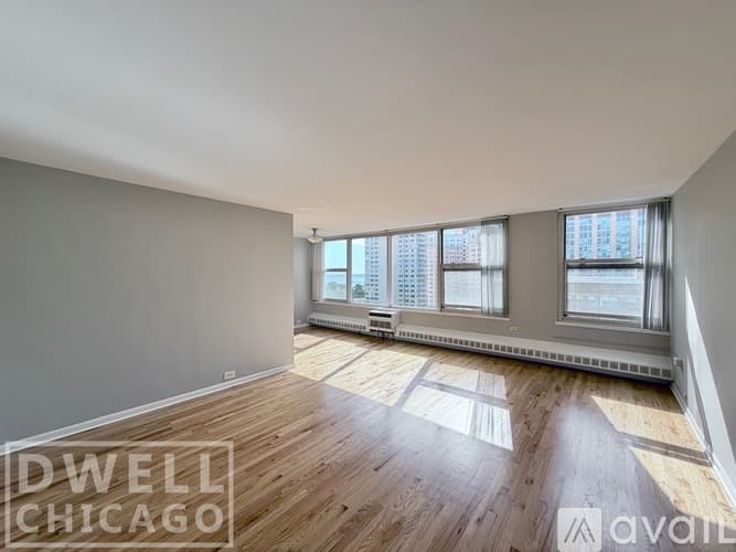 Chicago Apartment: 5650 N Sheridan Rd