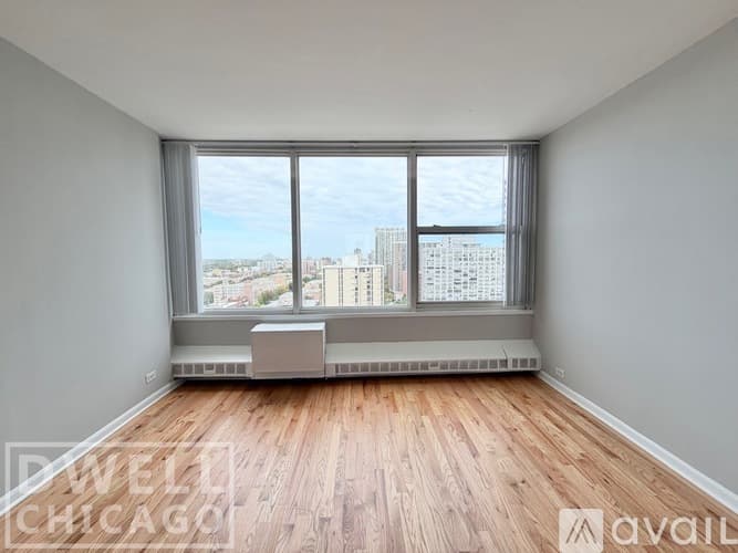 Chicago Apartment: 5650 N Sheridan Rd