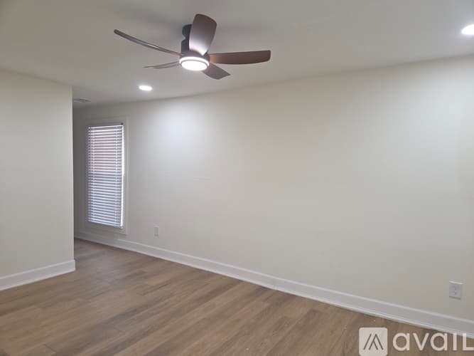 Columbus House: 2911 Thomas Street
