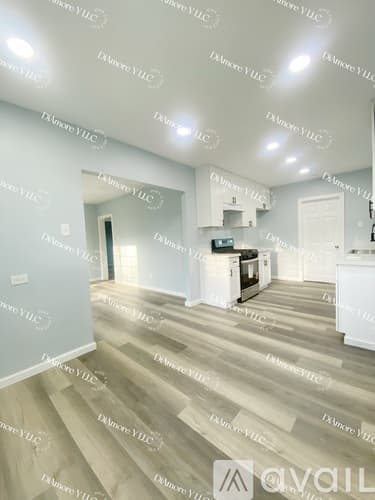 Modesto House: 212 High Street