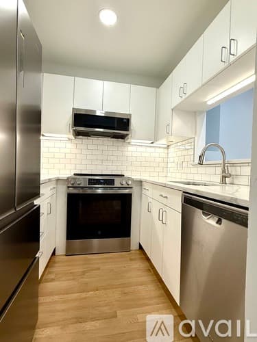 Boston Apartment: 24 Yarmouth St