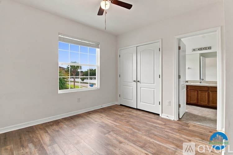 Riverview Townhome: 10406 Orchid Mist Ct