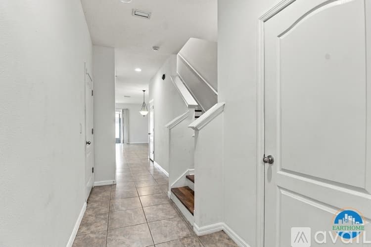Riverview Townhome: 10406 Orchid Mist Ct