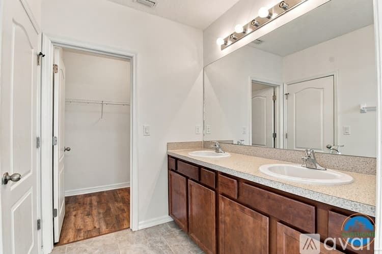 Riverview Townhome: 10406 Orchid Mist Ct