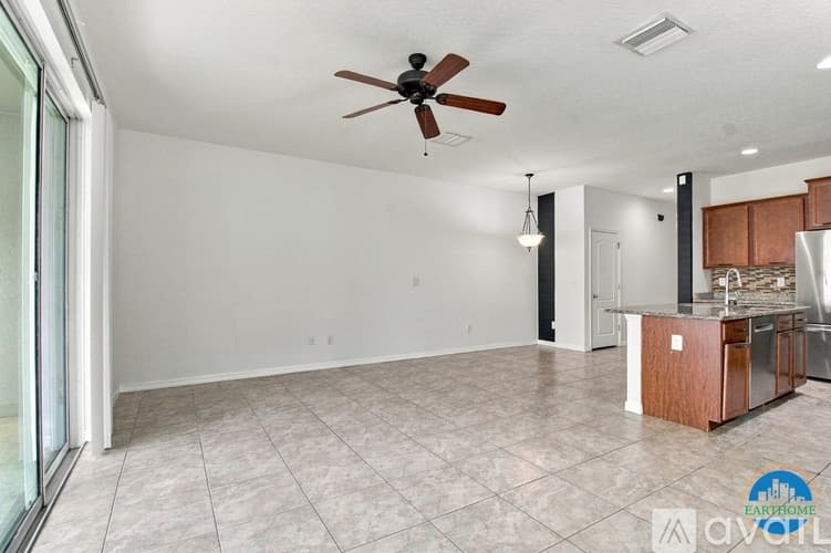 Riverview Townhome: 10406 Orchid Mist Ct