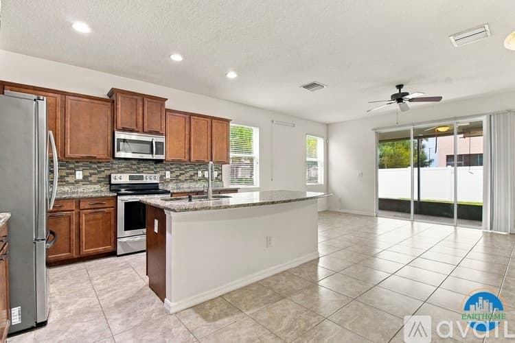 Riverview Townhome: 10406 Orchid Mist Ct