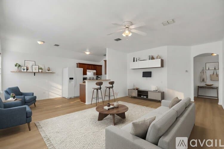 Fort Worth House: 2721 Carten St