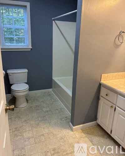 Demorest House: 155 Gator Hill Dr