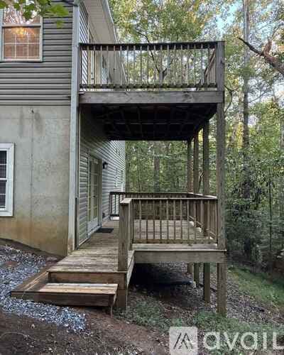 Demorest House: 155 Gator Hill Dr
