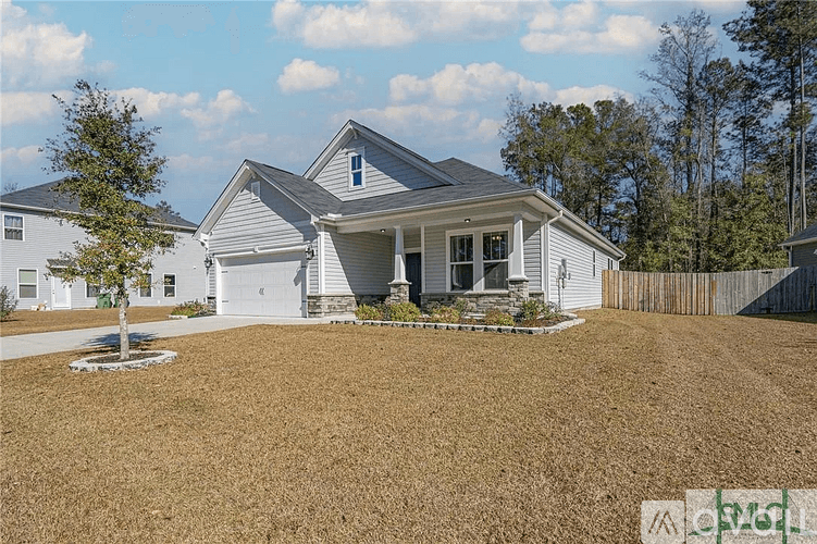 Pooler House: 2 Waterbuck Ct