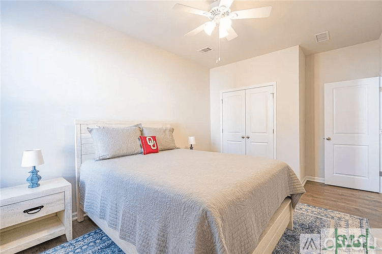Pooler House: 2 Waterbuck Ct