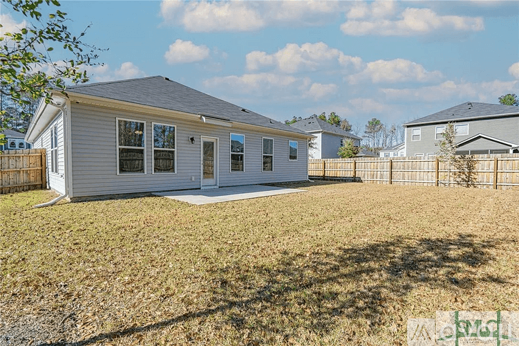 Pooler House: 2 Waterbuck Ct