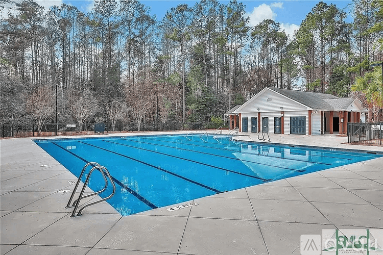 Pooler House: 2 Waterbuck Ct