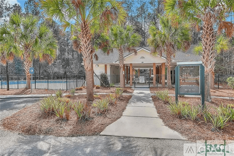 Pooler House: 2 Waterbuck Ct