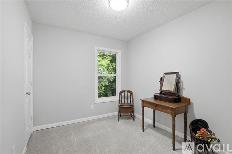 Smyrna Townhome: 4517 Coopers Creek Circle Southeast