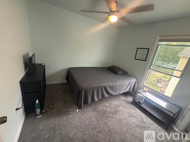 Atlanta House: 566 Cedar Avenue Northwest