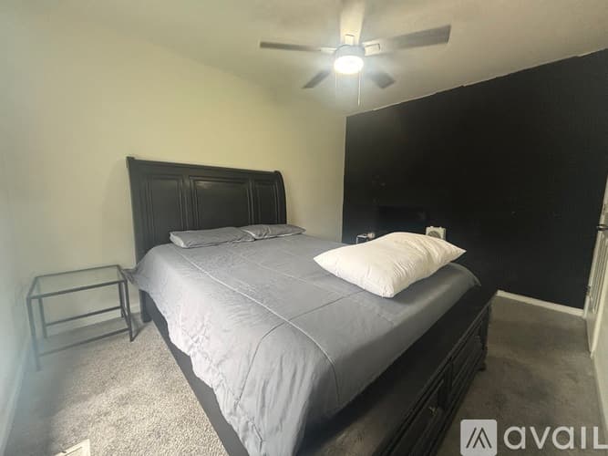 Atlanta House: 566 Cedar Avenue Northwest