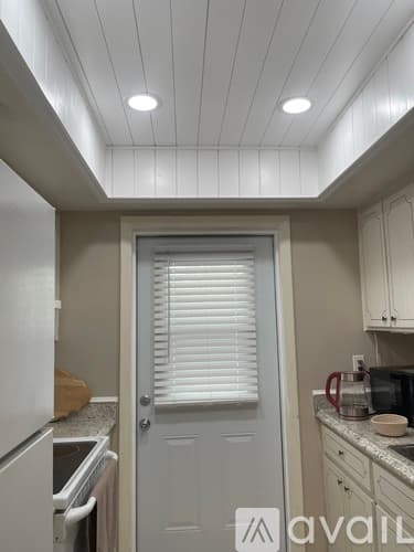 Clearwater Apartment: 1221 Drew St