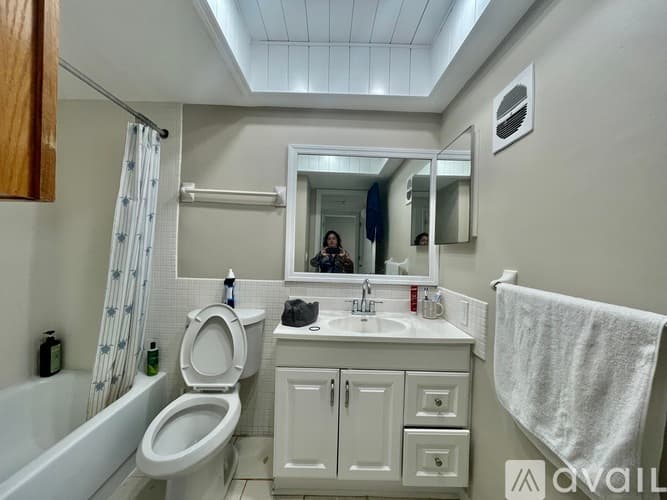 Clearwater Apartment: 1221 Drew St