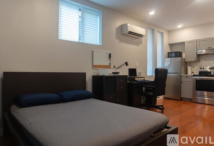 Philadelphia Apartment: 4508 Walnut Street