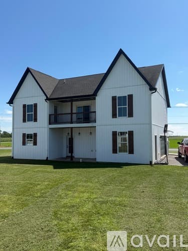 Chambersburg House: 2372 Somerset Road