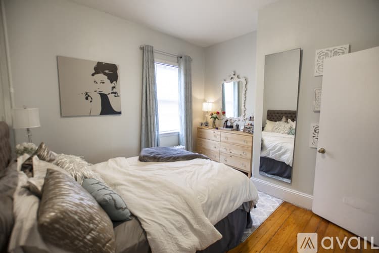 Providence Apartment: 75 Doyle Ave