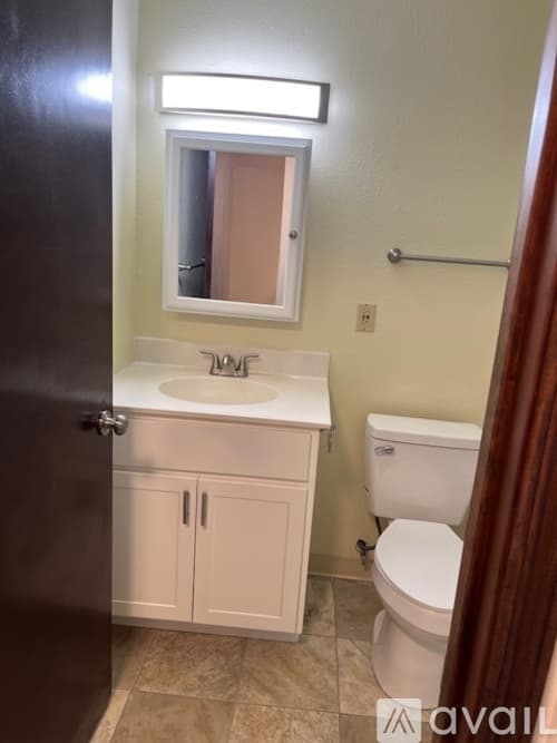 Jamestown Condo: 317 Fairmount Ave
