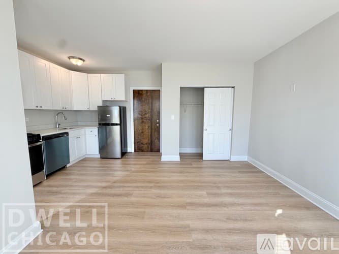 Chicago Apartment: 2600 N Kimball Ave