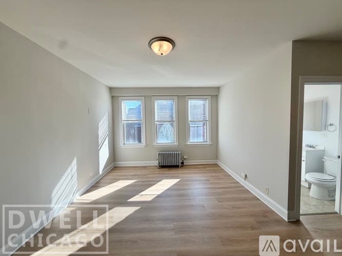 Chicago Apartment: 2600 N Kimball Ave