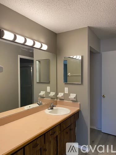 Safety Harbor House: 344 Bay Place