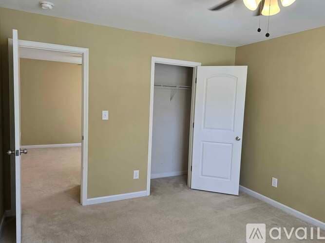 Raleigh House: 2901 Filbert Street