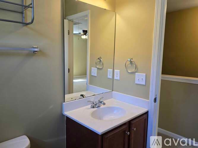 Raleigh House: 2901 Filbert Street