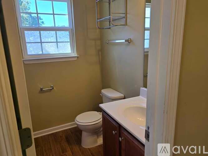 Raleigh House: 2901 Filbert Street
