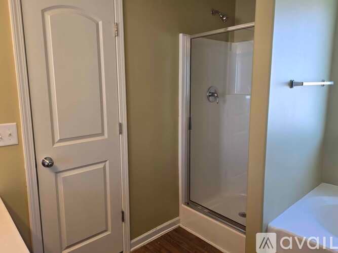 Raleigh House: 2901 Filbert Street