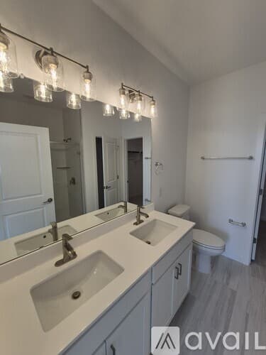 Liberty Hill House: 224 Groveland Drive