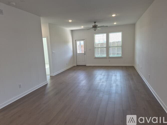 Liberty Hill House: 224 Groveland Drive