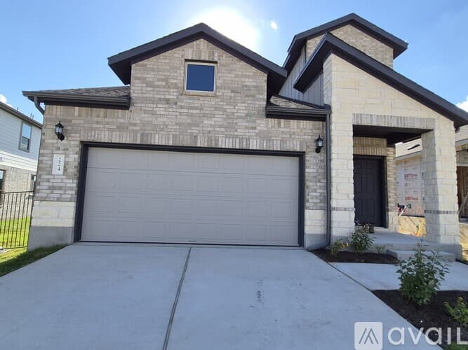 Liberty Hill House: 224 Groveland Drive