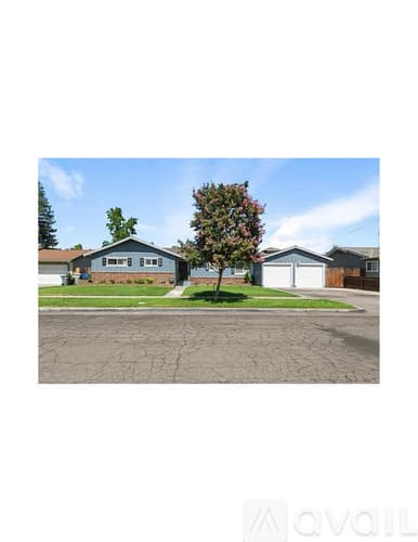 Fresno House: 1106 West Indianapolis Avenue
