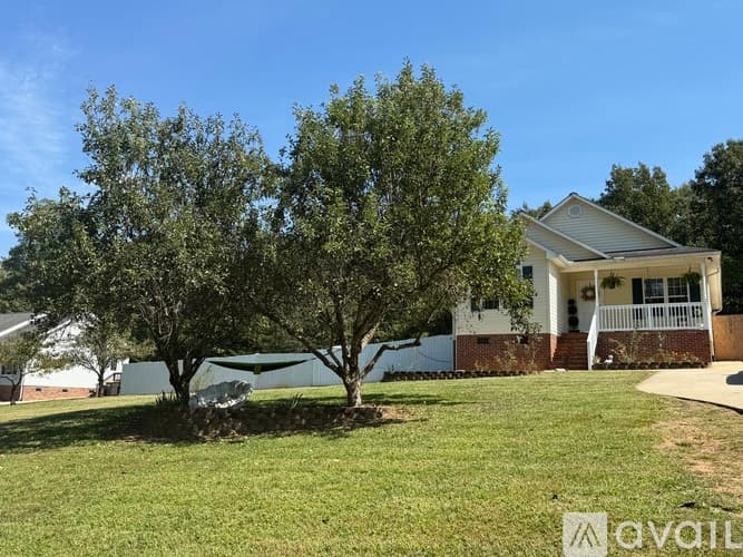 Lincolnton House: 1388 Willow Ridge Road