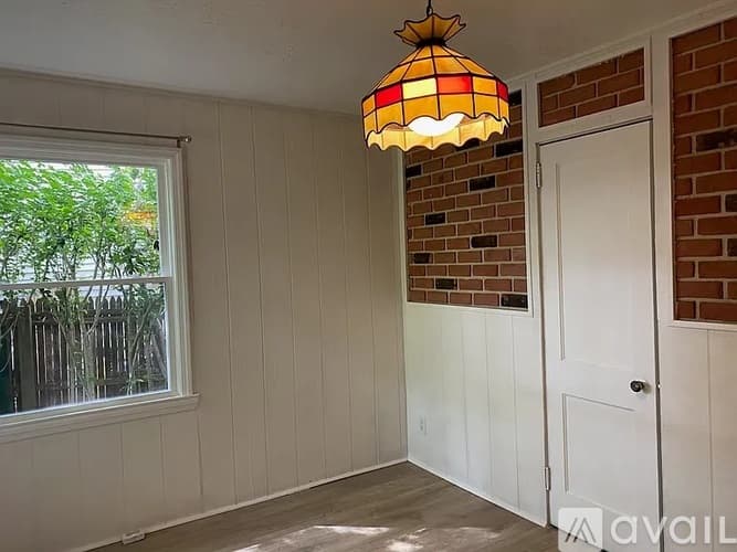 Ewing Township House: 230 Clamer Road