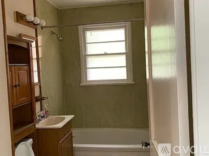 Ewing Township House: 230 Clamer Road