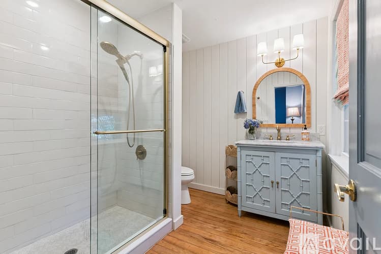 St. Simons Island House: 61 Maxwell Avenue