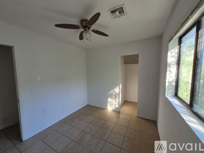 Bullhead City House: 2224 Montecito Drive