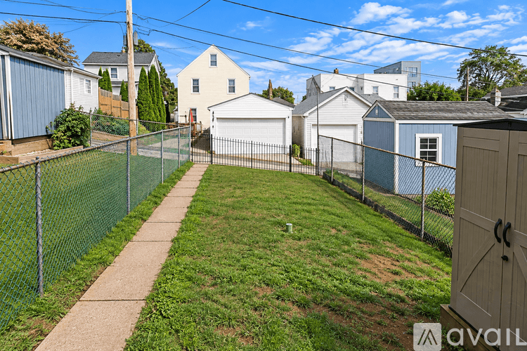Conshohocken Townhome: 106 Josephine Avenue