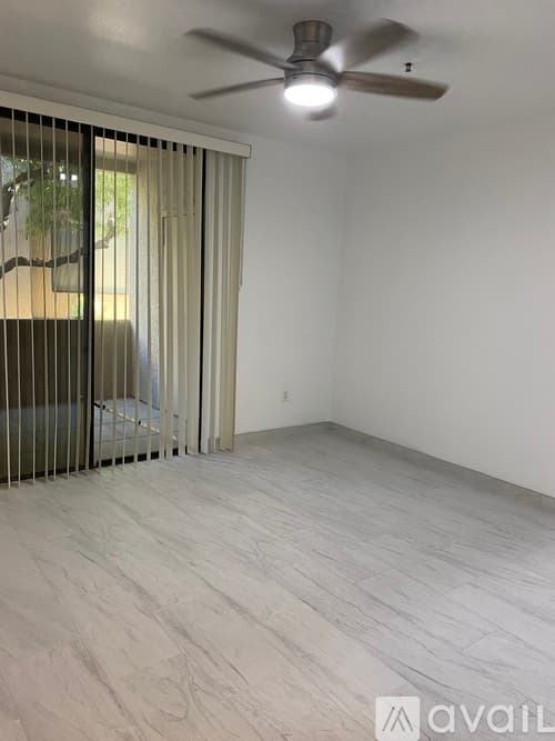 Scottsdale Condo: 4925 East Desert Cove Avenue