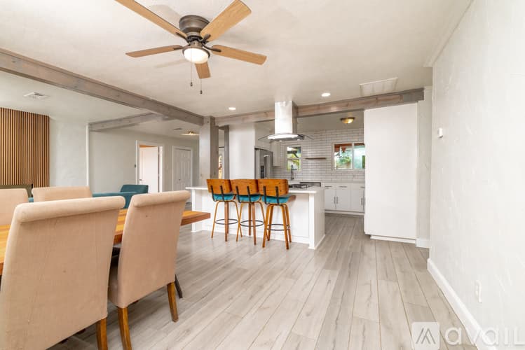 Haltom City House: 4400 Jane Anne St
