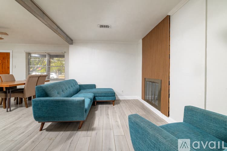 Haltom City House: 4400 Jane Anne St